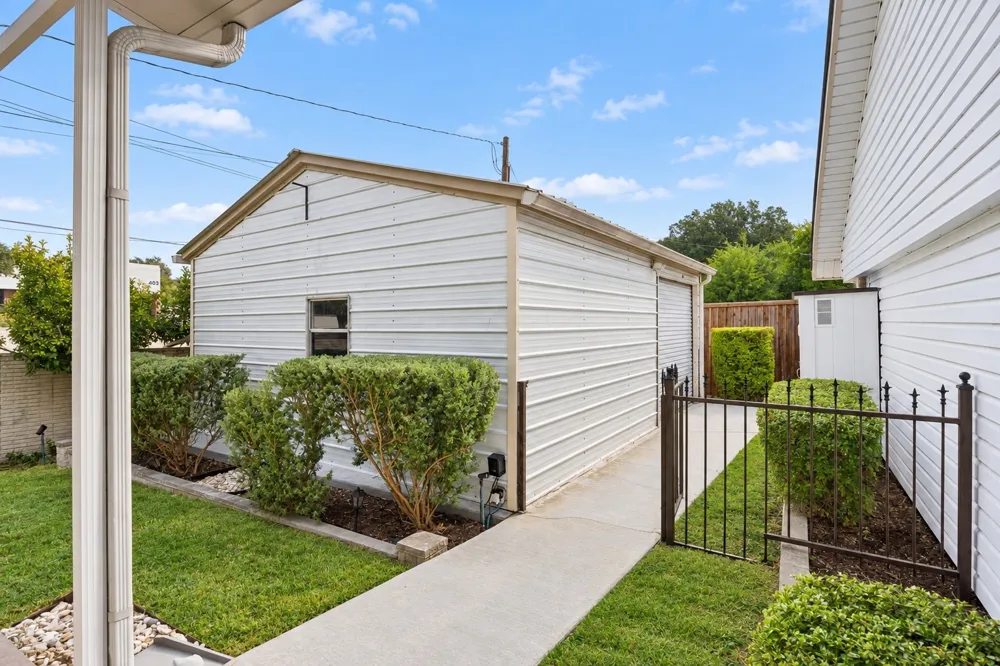 1109 Midway Drive Richardson, TX 75081
