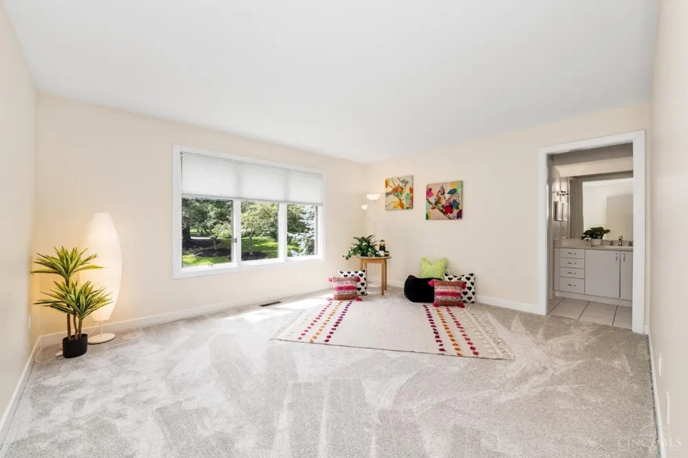 5035 Taft Place Indian Hill, OH 45243