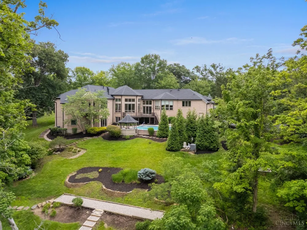 5035 Taft Place Indian Hill, OH 45243