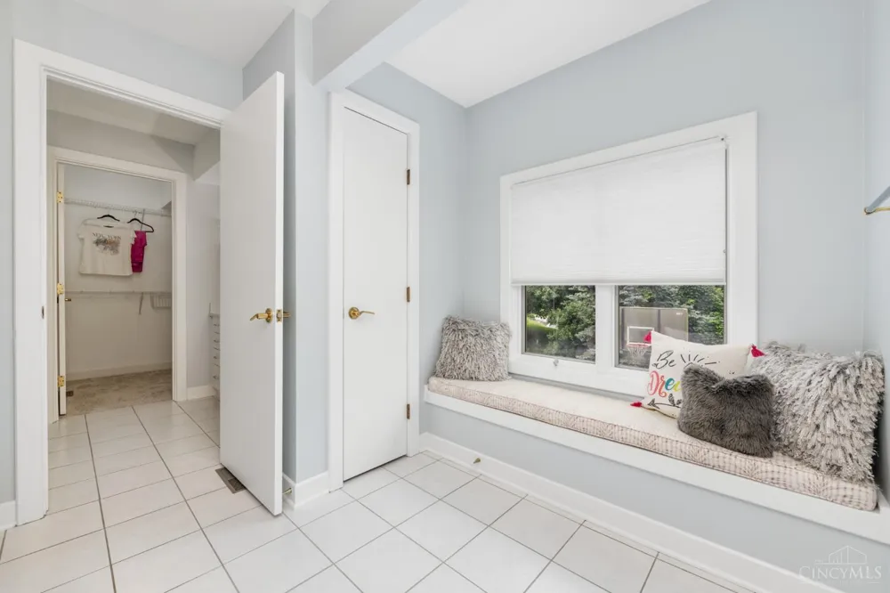 5035 Taft Place Indian Hill, OH 45243