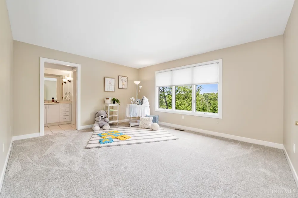 5035 Taft Place Indian Hill, OH 45243