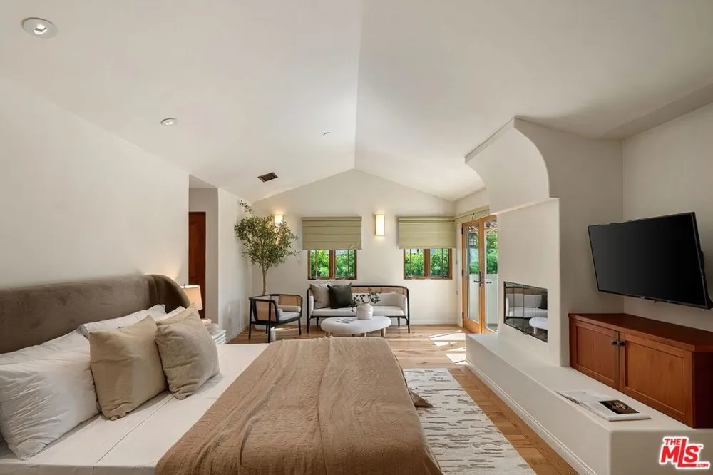 728 25th Street Santa Monica, CA 90402
