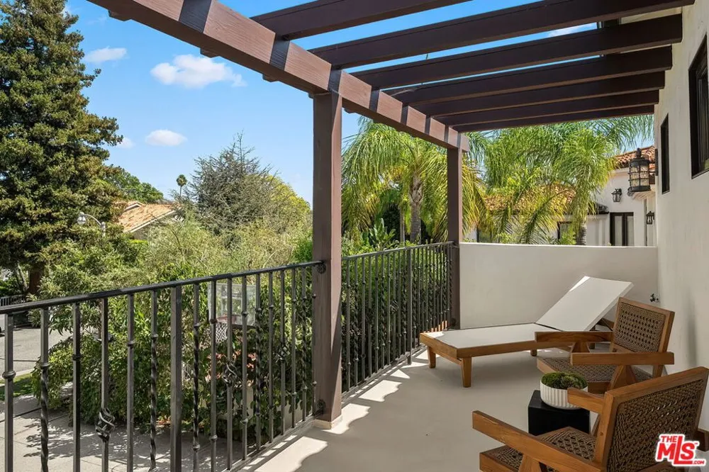 728 25th Street Santa Monica, CA 90402
