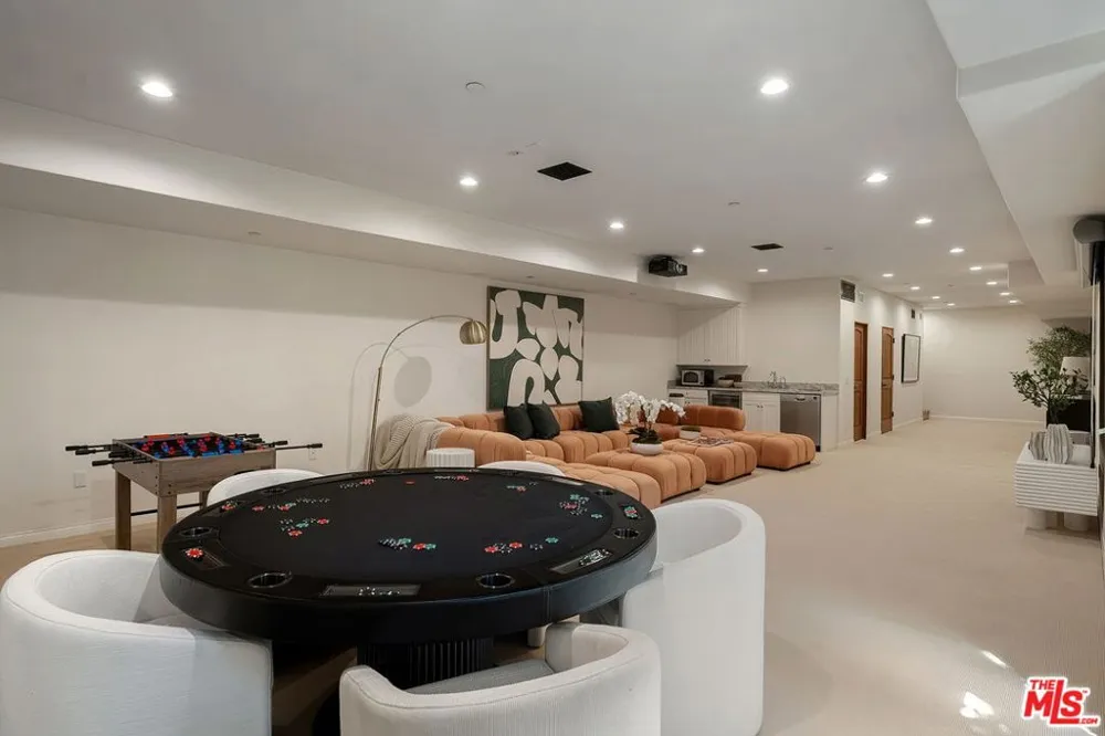 728 25th Street Santa Monica, CA 90402