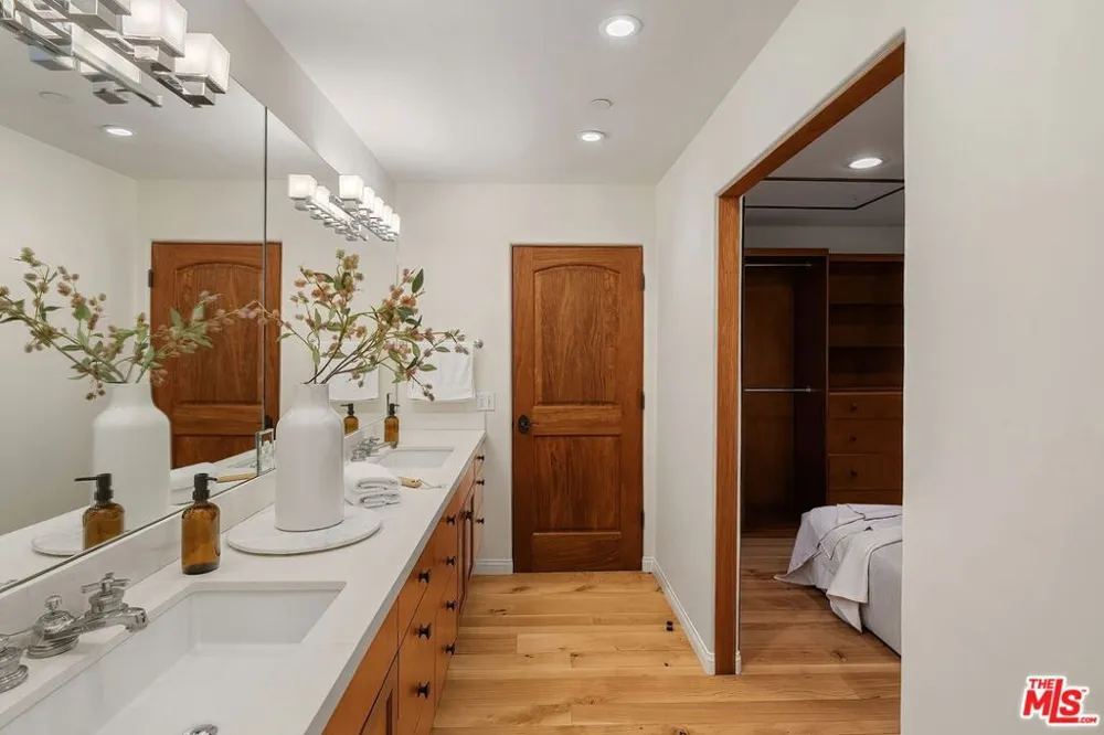 728 25th Street Santa Monica, CA 90402