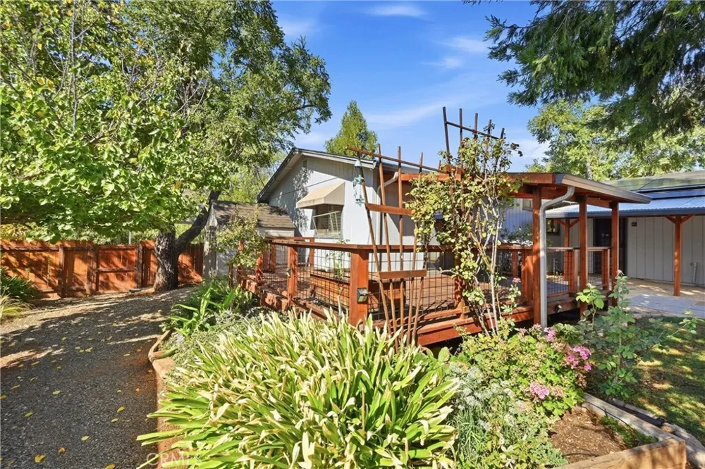 9815 Siskiyou Court Kelseyville, CA 95451
