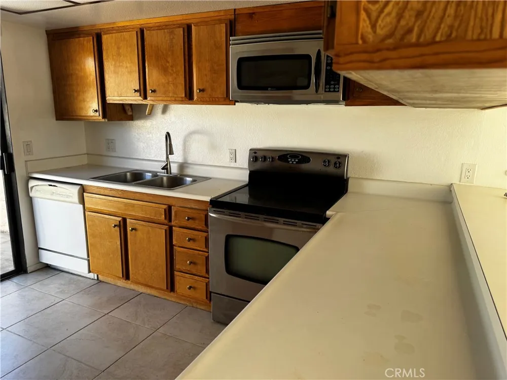 5798 Los Coyotes Drive Palm Springs, CA 92264