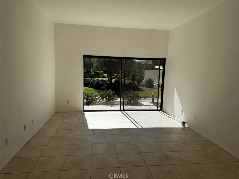 5798 Los Coyotes Drive Palm Springs, CA 92264