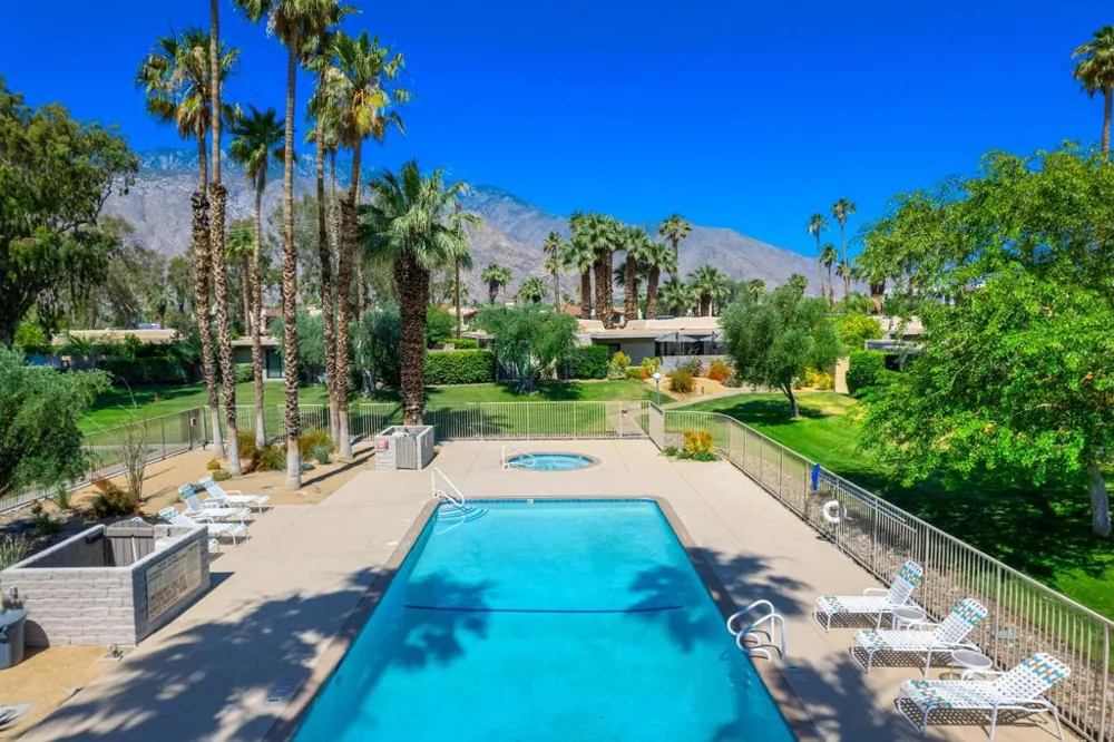 1854 E Chia Road Palm Springs, CA 92262
