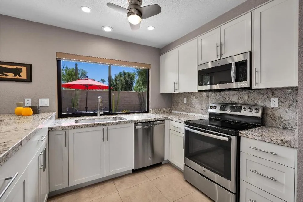 1854 E Chia Road Palm Springs, CA 92262