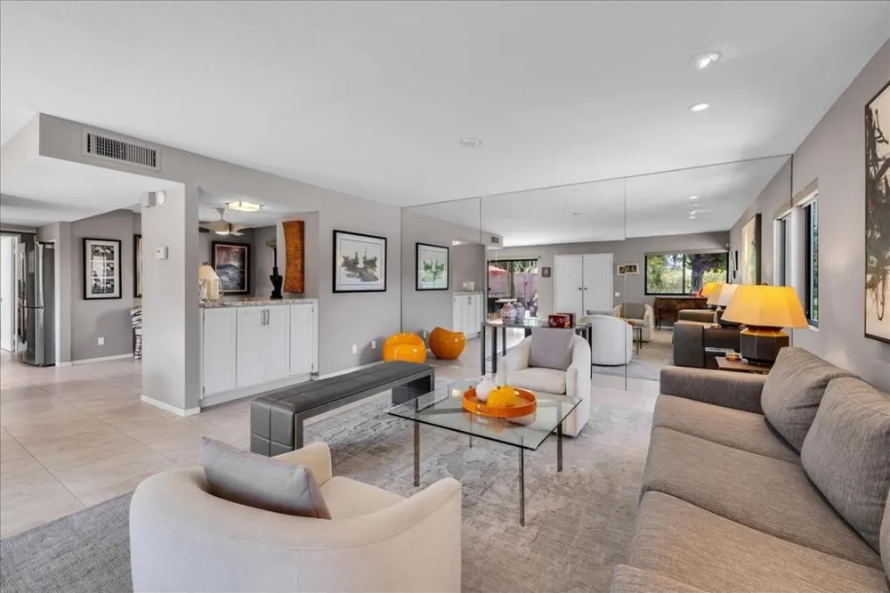 1854 E Chia Road Palm Springs, CA 92262