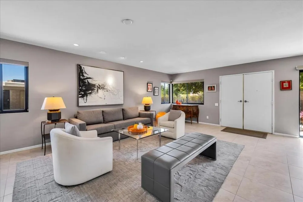 1854 E Chia Road Palm Springs, CA 92262