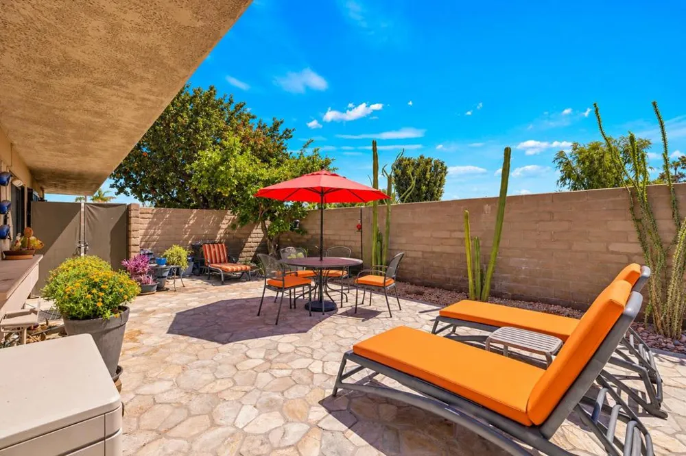 1854 E Chia Road Palm Springs, CA 92262