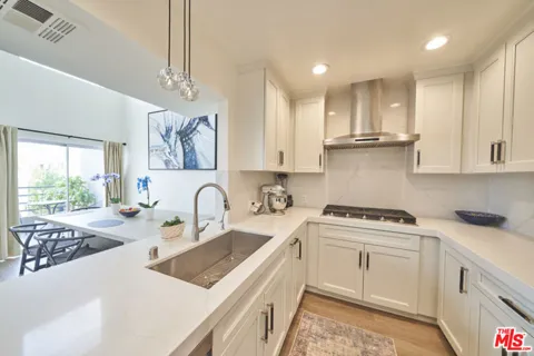 1617 S Beverly Glen Boulevard #303