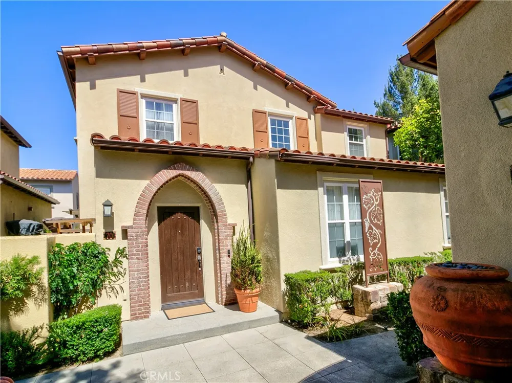 70 Clouds Irvine, CA 92603