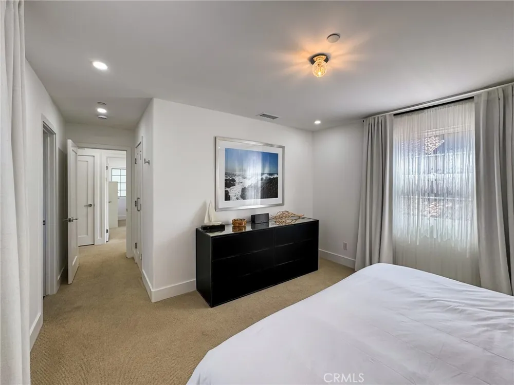 70 Clouds Irvine, CA 92603