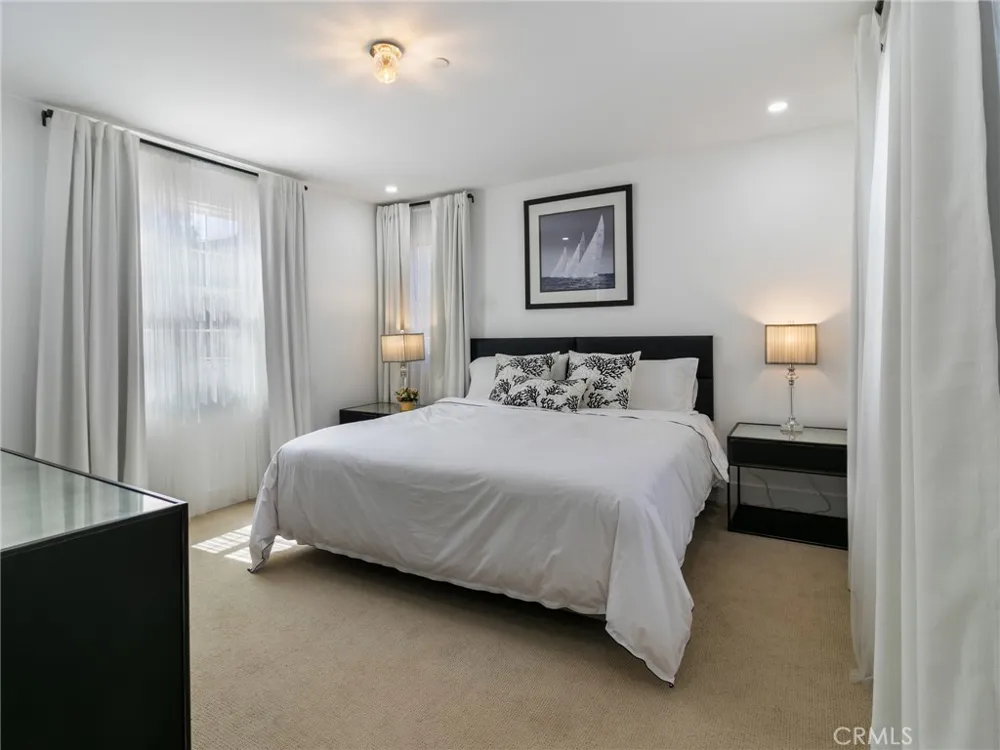 70 Clouds Irvine, CA 92603