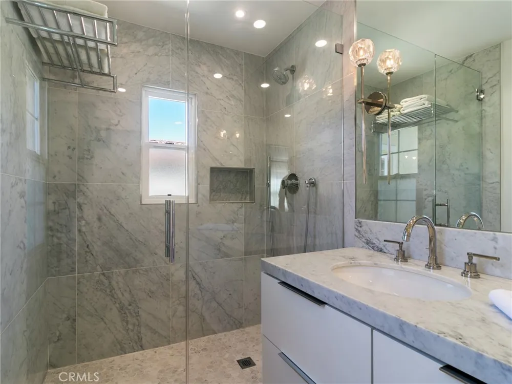 70 Clouds Irvine, CA 92603