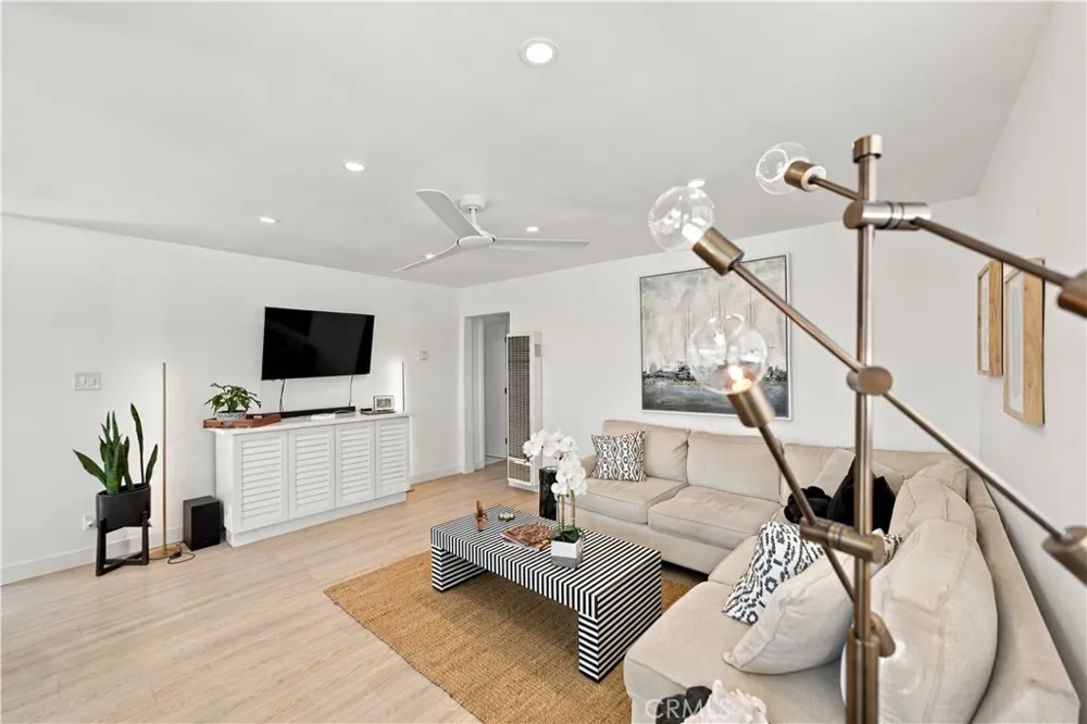 2005 Ripley Avenue Redondo Beach, CA 90278