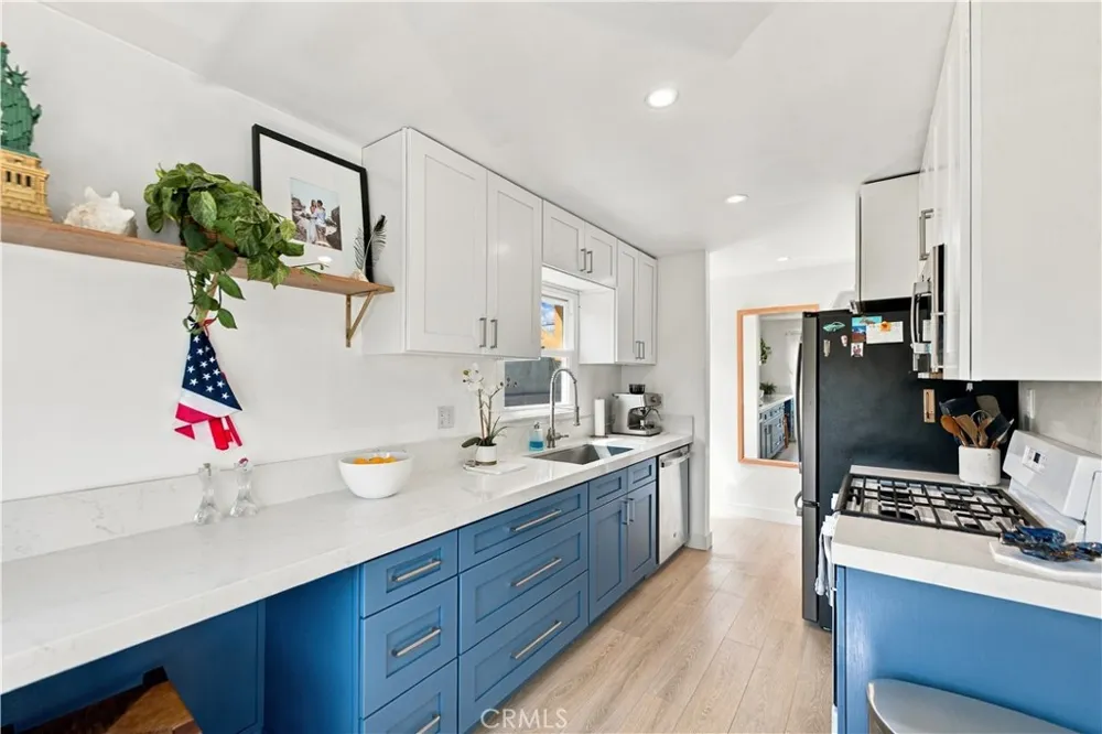 2005 Ripley Avenue Redondo Beach, CA 90278