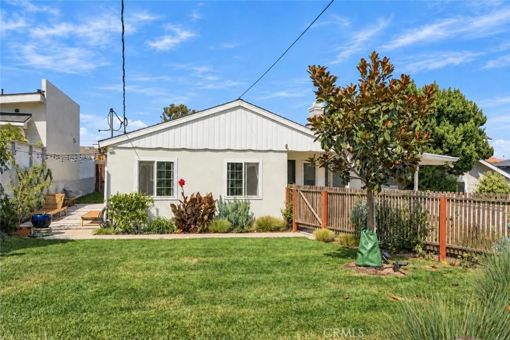 2005 Ripley Avenue Redondo Beach, CA 90278
