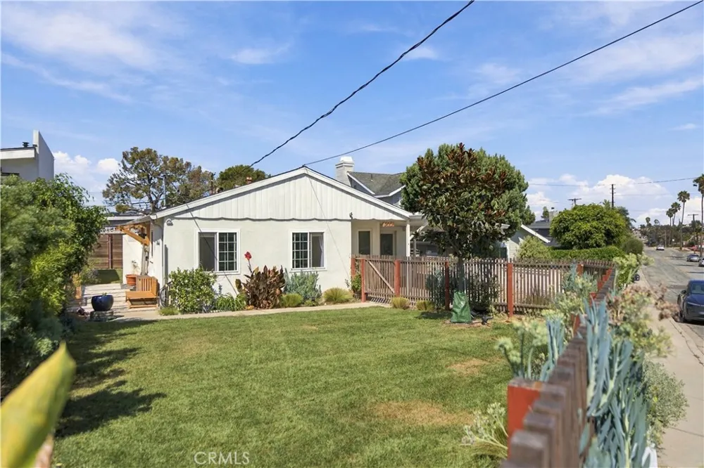 2005 Ripley Avenue Redondo Beach, CA 90278