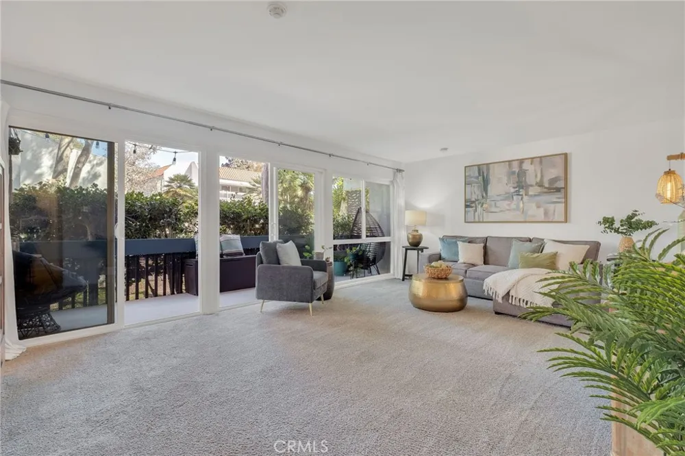 814 Camino Real #101 Redondo Beach, CA 90277
