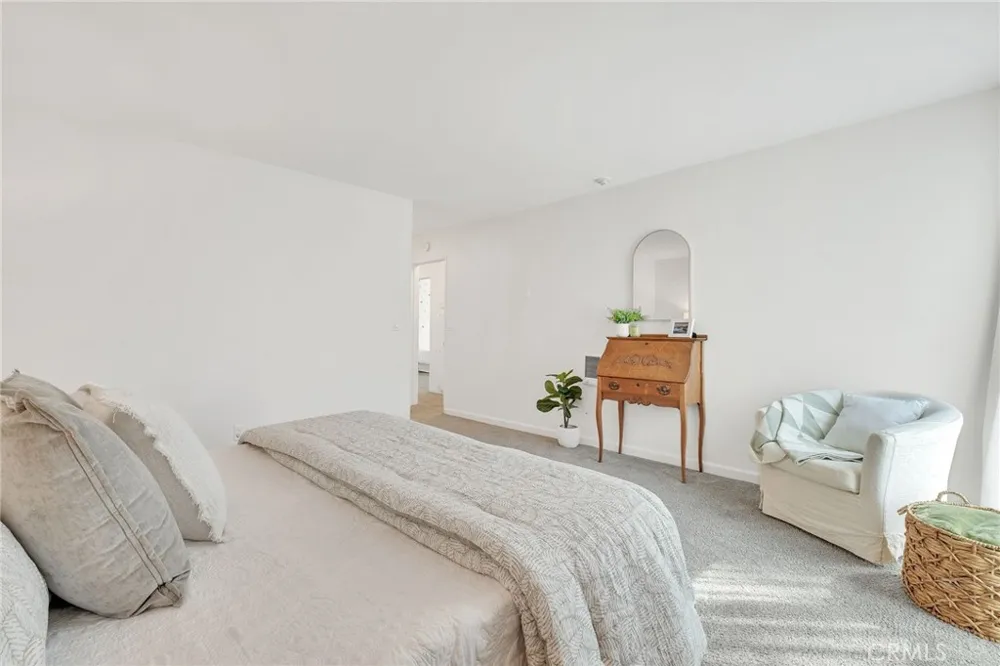 814 Camino Real #101 Redondo Beach, CA 90277