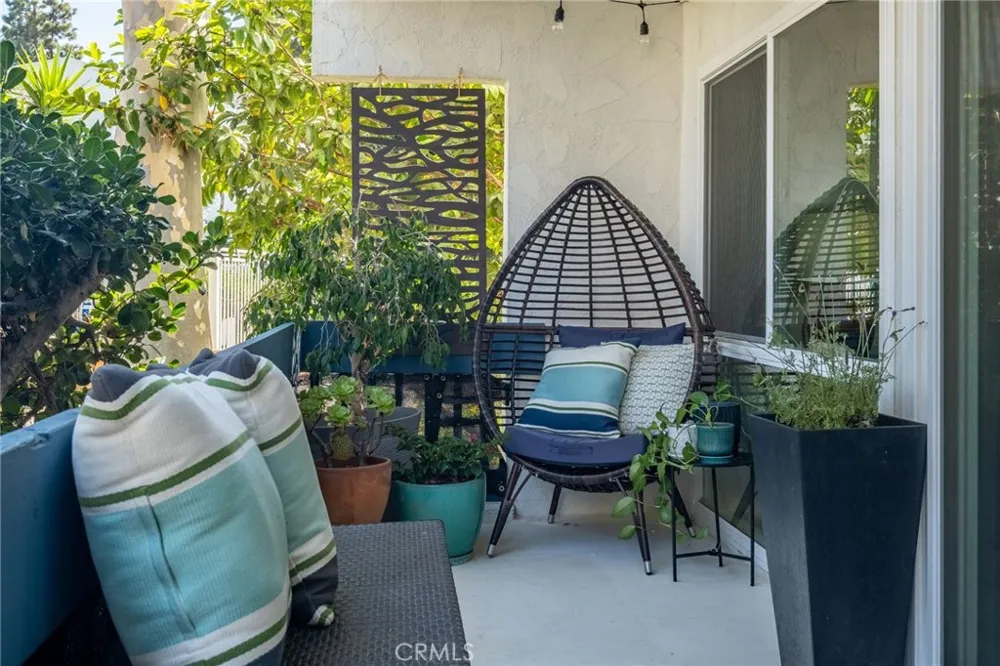 814 Camino Real #101 Redondo Beach, CA 90277