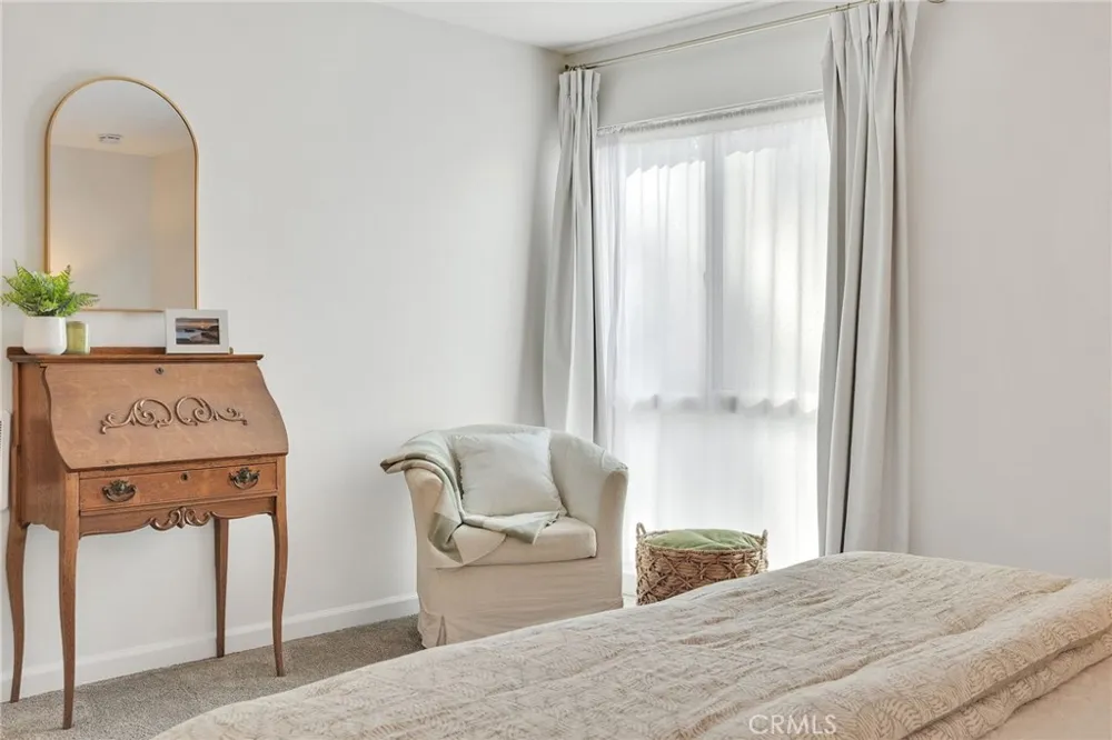 814 Camino Real #101 Redondo Beach, CA 90277