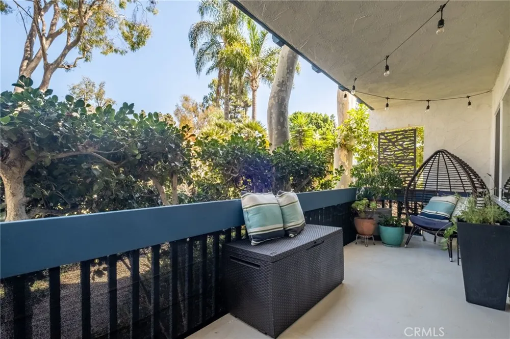 814 Camino Real #101 Redondo Beach, CA 90277