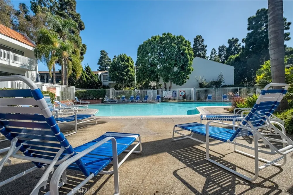 814 Camino Real #101 Redondo Beach, CA 90277