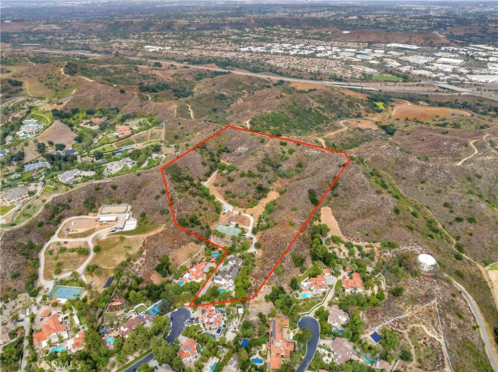 2 Via Terracaleta Coto de Caza, CA 92679