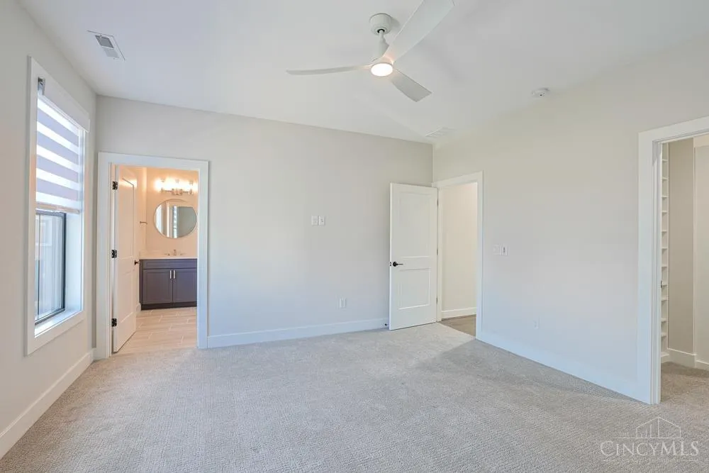 2916 Robertson Avenue Cincinnati, OH 45209