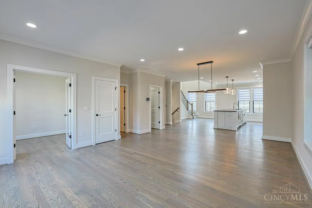 2916 Robertson Avenue Cincinnati, OH 45209