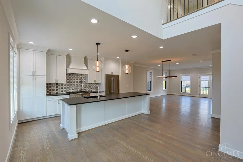 2916 Robertson Avenue Cincinnati, OH 45209