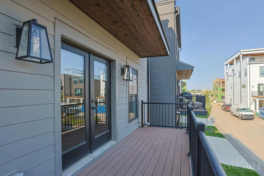 2916 Robertson Avenue Cincinnati, OH 45209