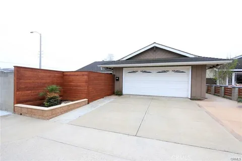 9972 Spinnaker Drive