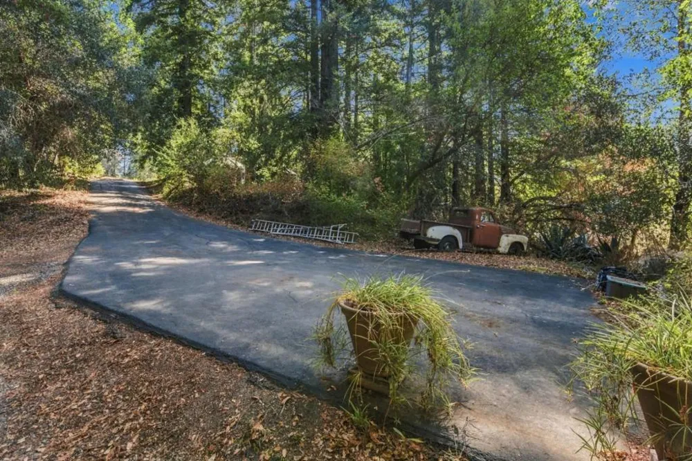 1150 Blue Ridge Drive Boulder Creek, CA 95006