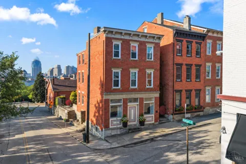 561 Milton Street #O