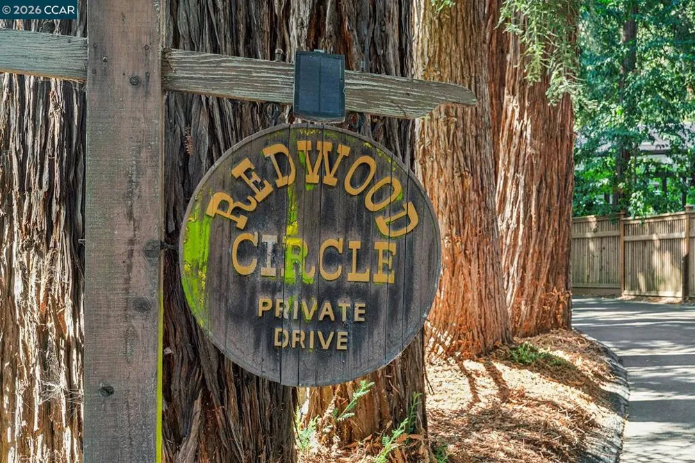 11 Redwood Cir Lafayette, CA 94549