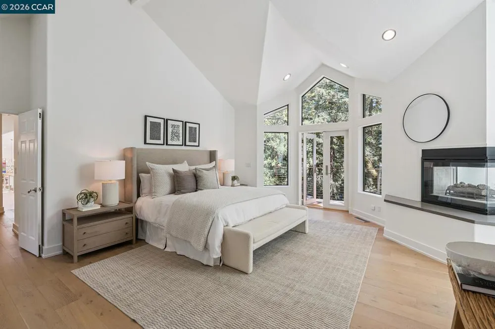 11 Redwood Cir Lafayette, CA 94549
