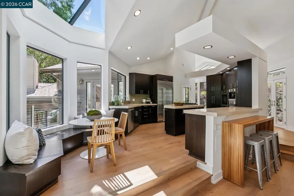 11 Redwood Cir Lafayette, CA 94549