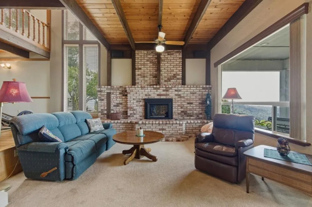 27510 Loma Prieta Way Los Gatos, CA 95033