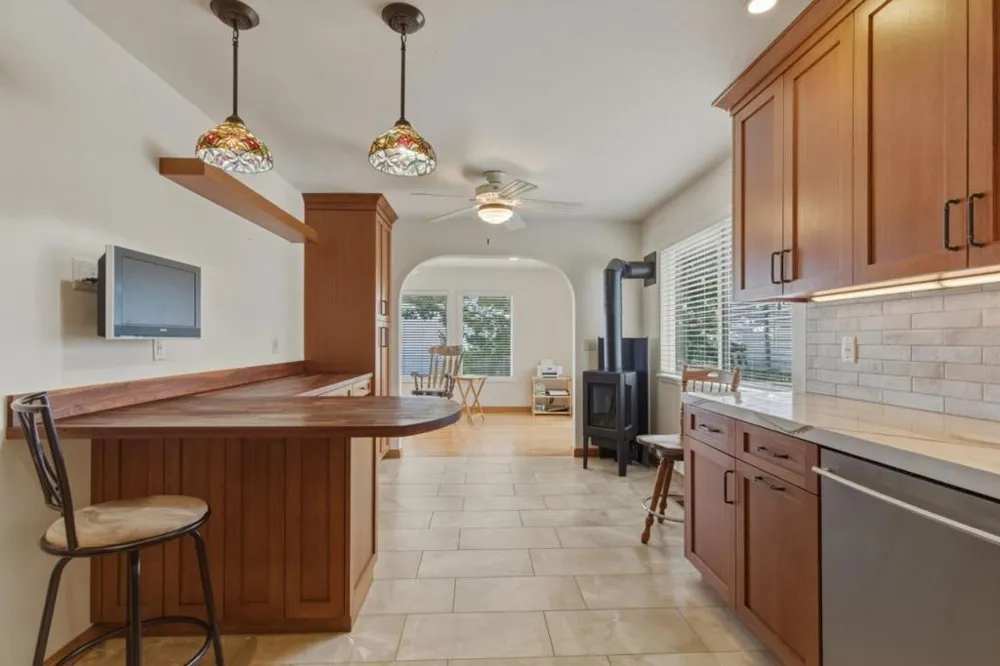27510 Loma Prieta Way Los Gatos, CA 95033