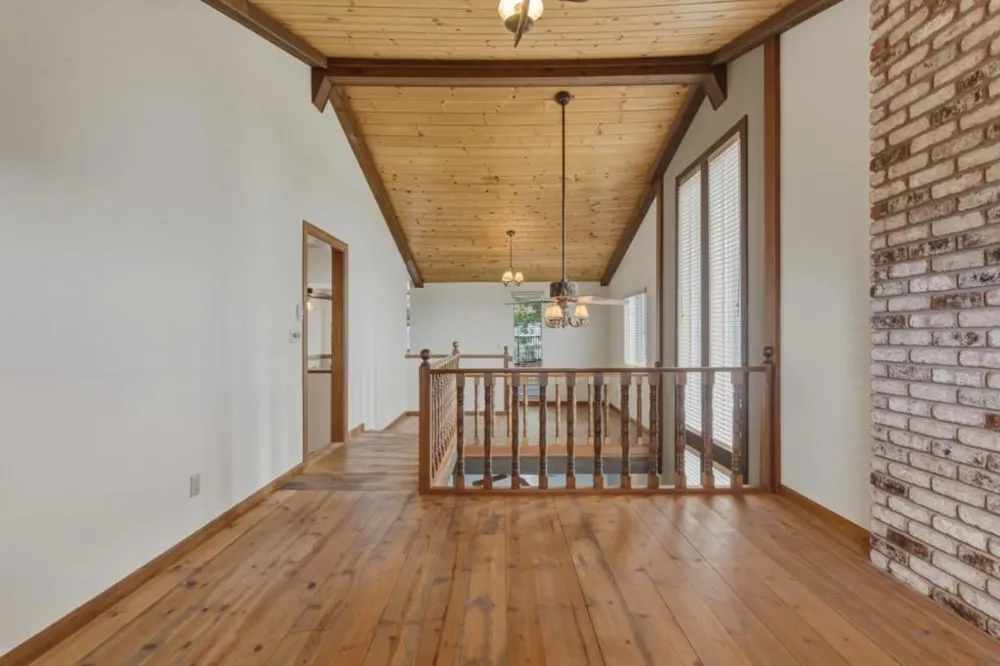 27510 Loma Prieta Way Los Gatos, CA 95033