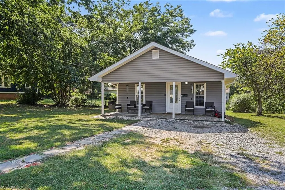 912 Lee Street Asheboro, NC 27203