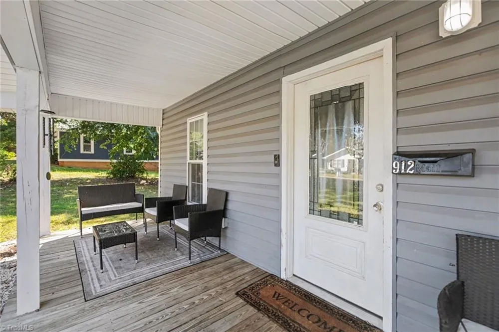 912 Lee Street Asheboro, NC 27203