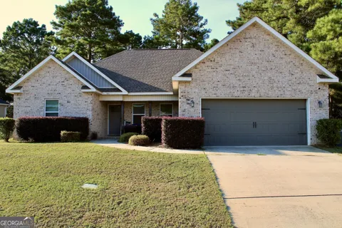 606 Amberley CT