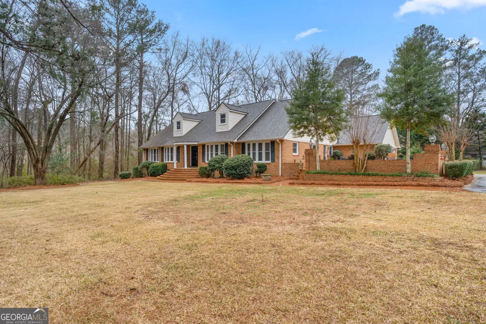 732 Bass RD Macon, GA 31210